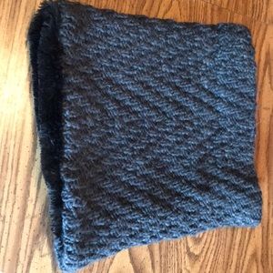 Gap Scarf